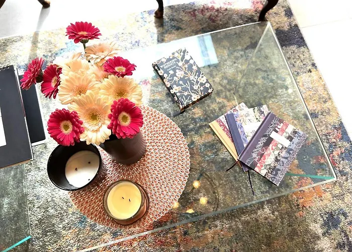 4 Bed House Sleeps 7 - Parking Garden Wifi Casa de Férias